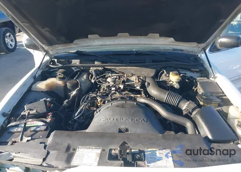 1997 Mercury Grand Marquis Gs из США, поврежденный, VIN 2MELM74W0VX627572